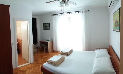 Hostal Bed & Breakfast Batosic Makarska