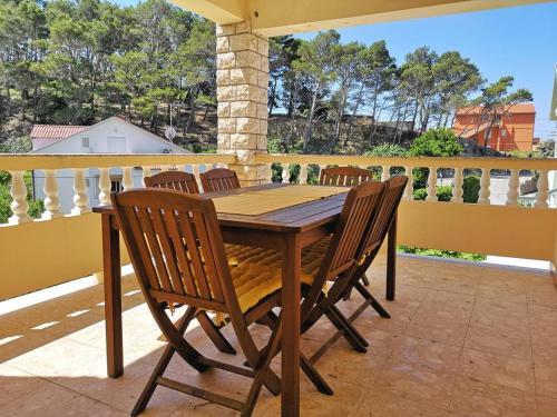 Apartments With A Swimming Pool Banjol (rab) - 11382