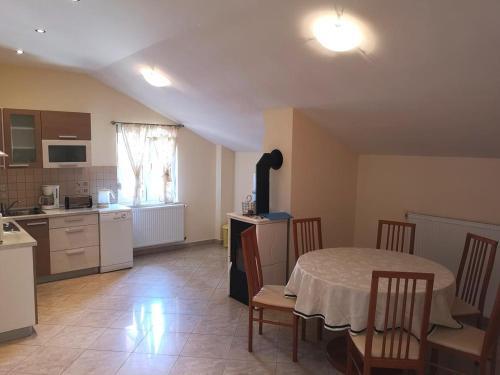 Apartments With A Swimming Pool Banjol (rab) - 11382