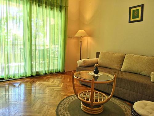 Apartments With A Swimming Pool Banjol (rab) - 11382
