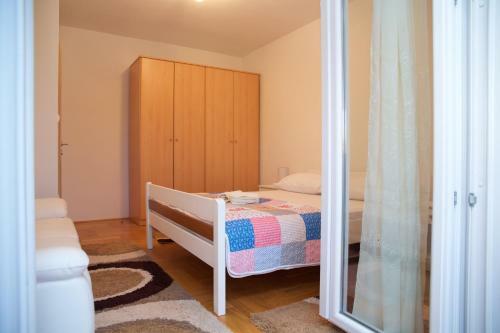 Antonija Apartments With Pool