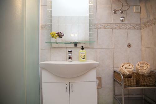Antonija Apartments With Pool