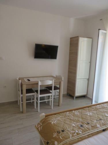 Antonija Apartments With Pool