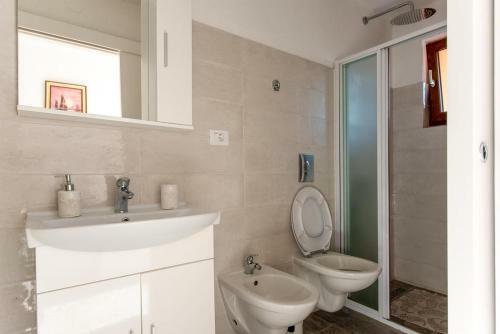 Hostal Apartments Ina & Ika