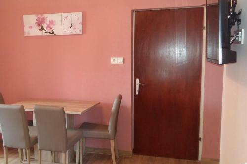 Apartment Mundanije 4953c