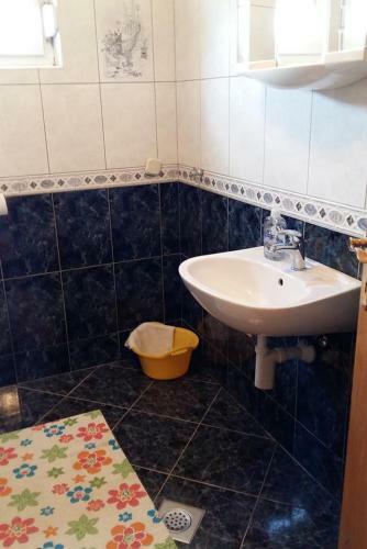 Apartment Mundanije 4953c