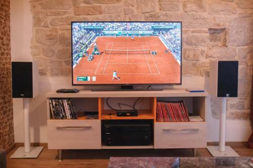 Apartment Borgo 8