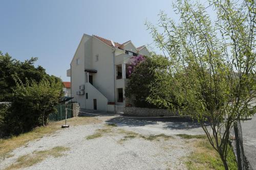 Apartment Mira A1