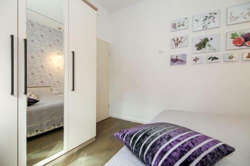 Anna Apartments