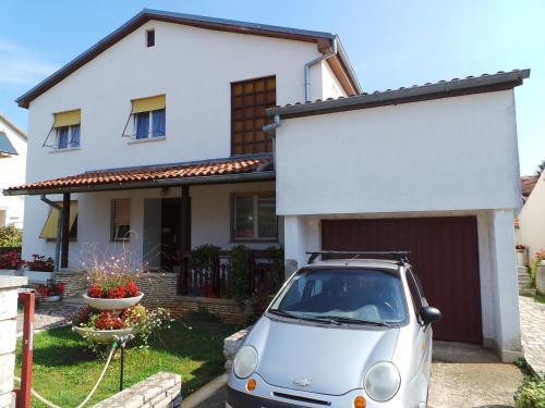 Valbandon Two-bedroom Apartment 2