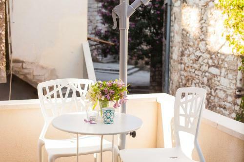 Castrum Design Apartments