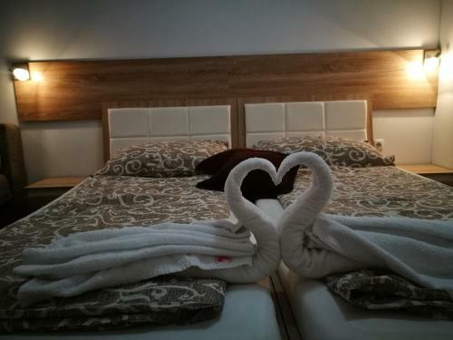 Hostal Rooms Ara?i?