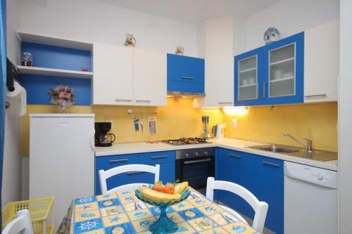 Apartment Mali Losinj 2485b