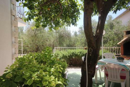 Apartment Orebic 10090a