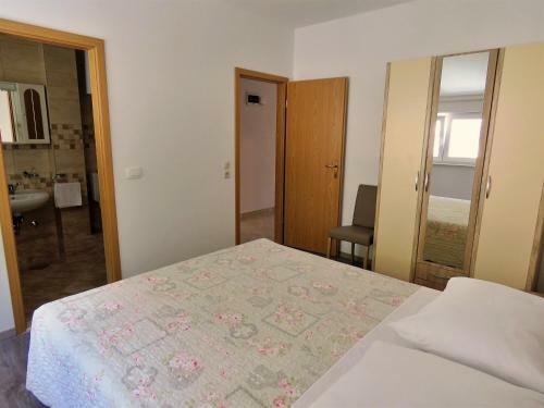 Apartments Zvone