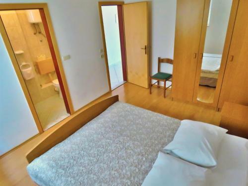 Apartments Zvone