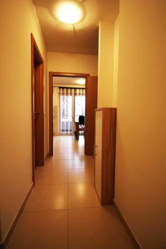 Apartments With A Parking Space Podstrana (split) - 11526