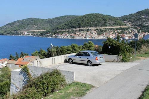 Apartments By The Sea Vis - 2441