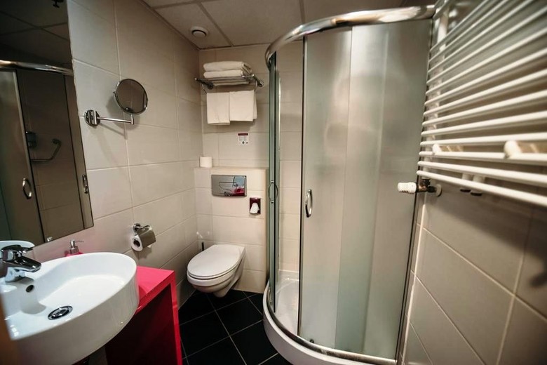 Cosmo City Hotel