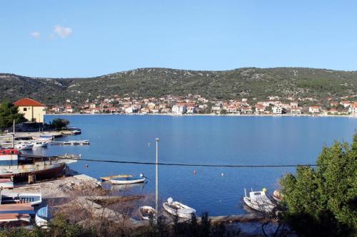 Apartments By The Sea Vinisce (trogir) - 5982