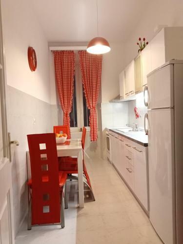 Apartment Red Coral