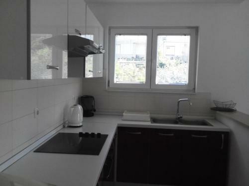 Hostal Apartments Perina