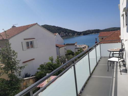 Hostal Apartments Perina