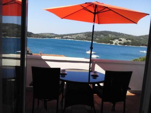Hostal Apartments Perina