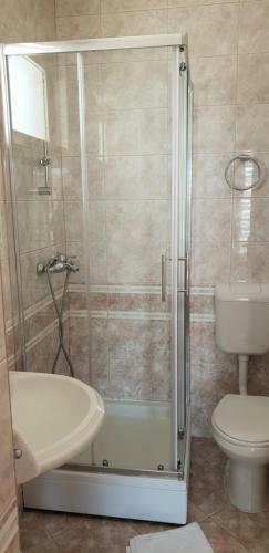Hostal Apartments Perina