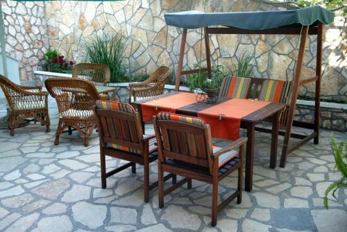 Hostal Apartments Perina