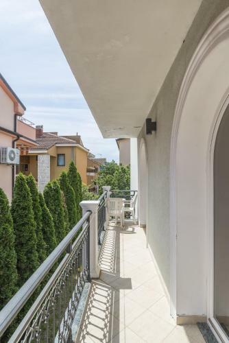Apartments Nina