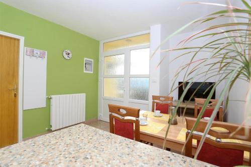 Apartment In Rabac 16939
