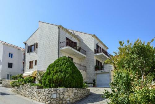 Apartments Pero