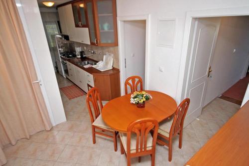 Apartments By The Sea Hvar - 4591