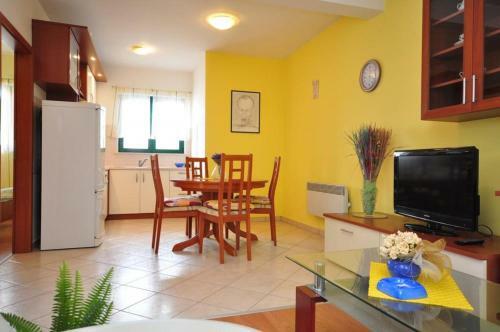 Apartment Vela Luka 9244a