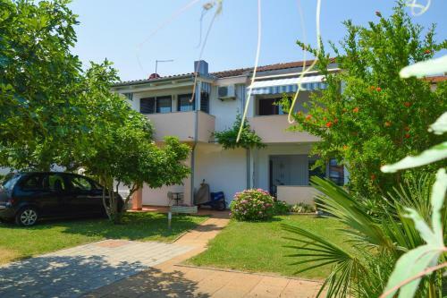 Apartments Zoric