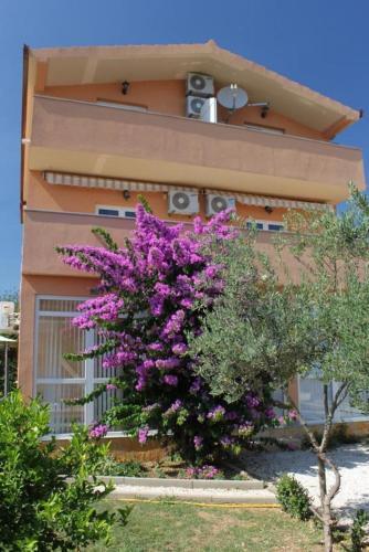 Apartment Kastel Stafilic 9211b