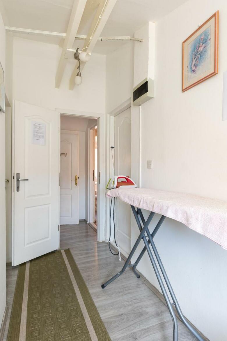 Apartamentos Old Town Baroque Palace Accommodation