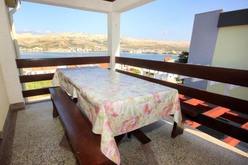 Apartment Pag 9388a