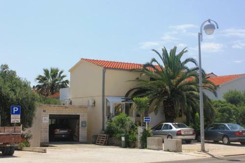 Apartment Orebic 10075b