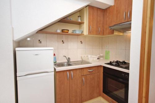 Apartment Supetar 6037b