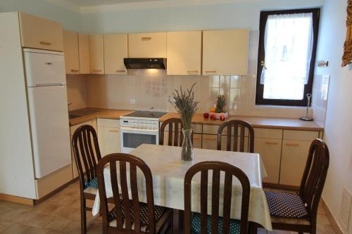 Apartment In Malinska 20