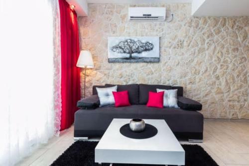 Luxury Apartments Elizabeth