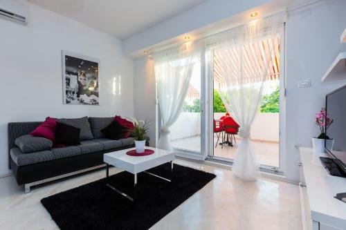 Luxury Apartments Elizabeth