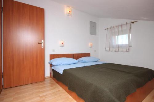 Apartment Novalja 6341a