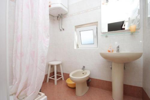 Apartment Novigrad 7121a