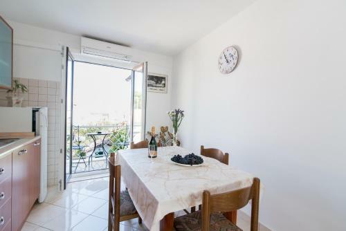 Apartments Dvori