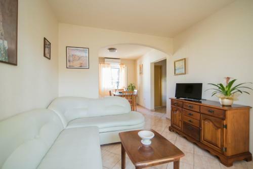 Apartments Dvori