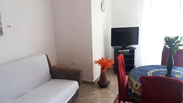 Apartments Nadica