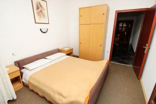Apartment Novi Vinodolski 5600b